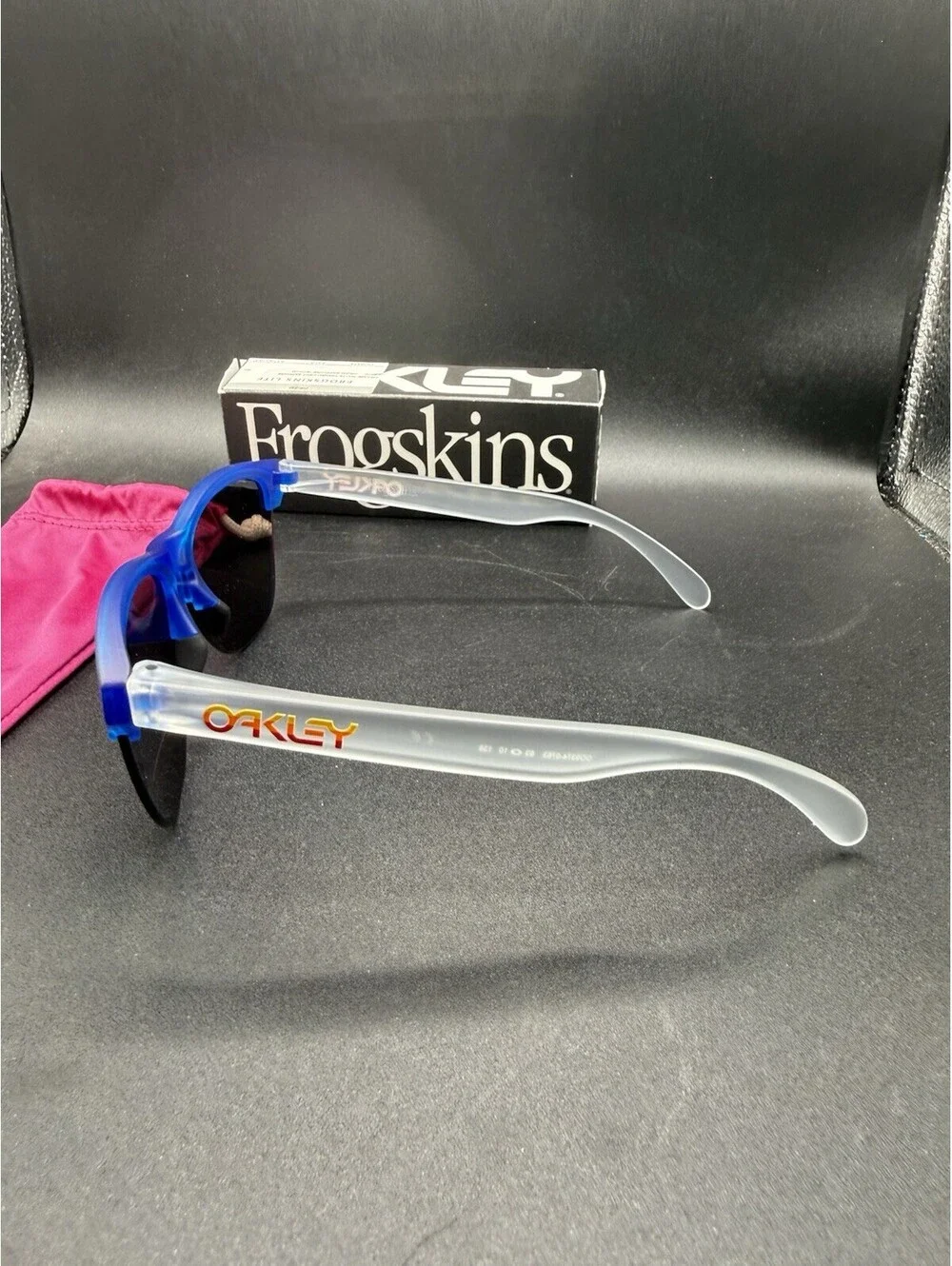 Oakley Frogskin Lite Matte Translucent Sapphire/Prizm Sapphire Irid OO9374-0763